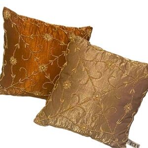 VTG Gold Tone ITR 12x12 Throw Pillow Set of 2 with embroidery & pearls